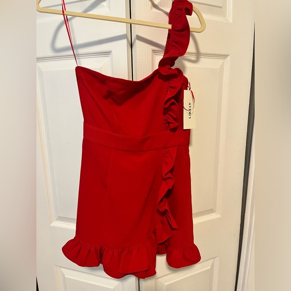 Likely Vivianna Asymmetric Ruffle Romper 4 Scarlet - Picture 1 of 5